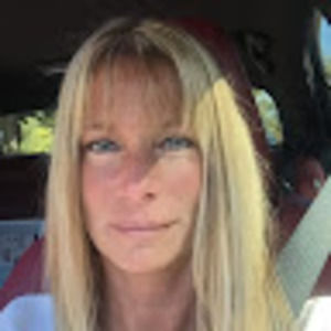 Meet your Posher, Rochelle